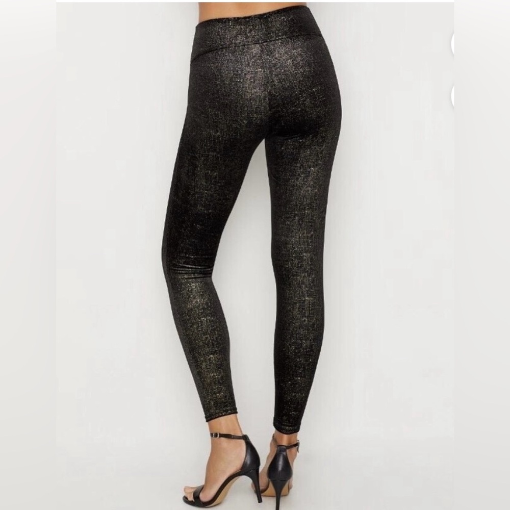 SPANX Velvet Shine Leggings